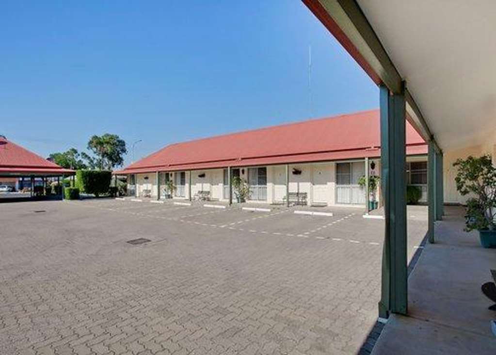 Pioneer Motel Goondiwindi Zewnętrze zdjęcie
