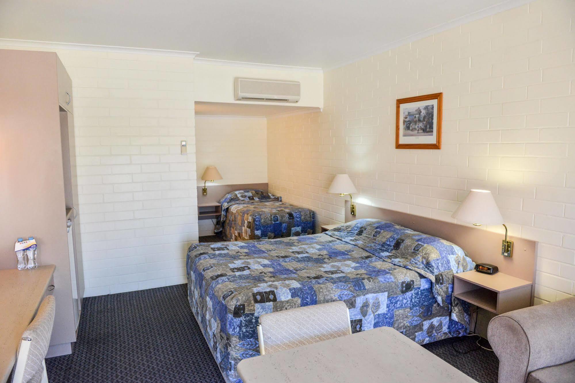 Pioneer Motel Goondiwindi Zewnętrze zdjęcie