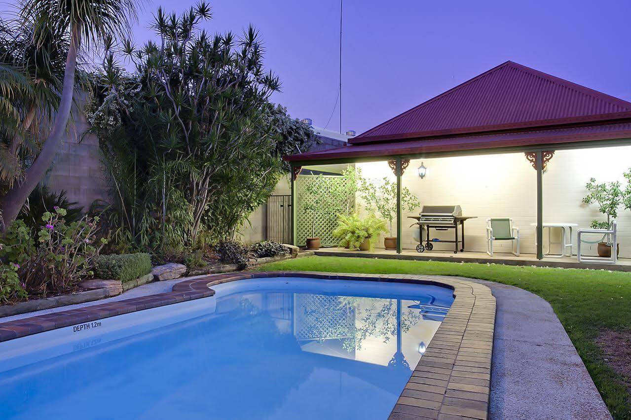 Pioneer Motel Goondiwindi Zewnętrze zdjęcie